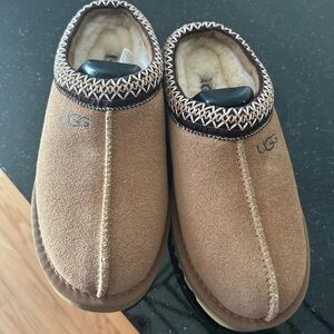UGG women’s Tasman